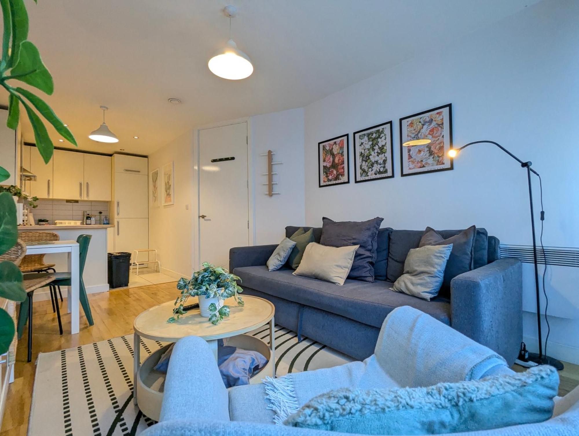 City Centre Morden 1-Bedroom Apt Near Dock Liverpool Exterior photo